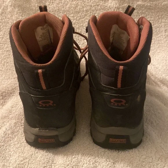 Hiker style Dakota boot - Picture 3 of 7